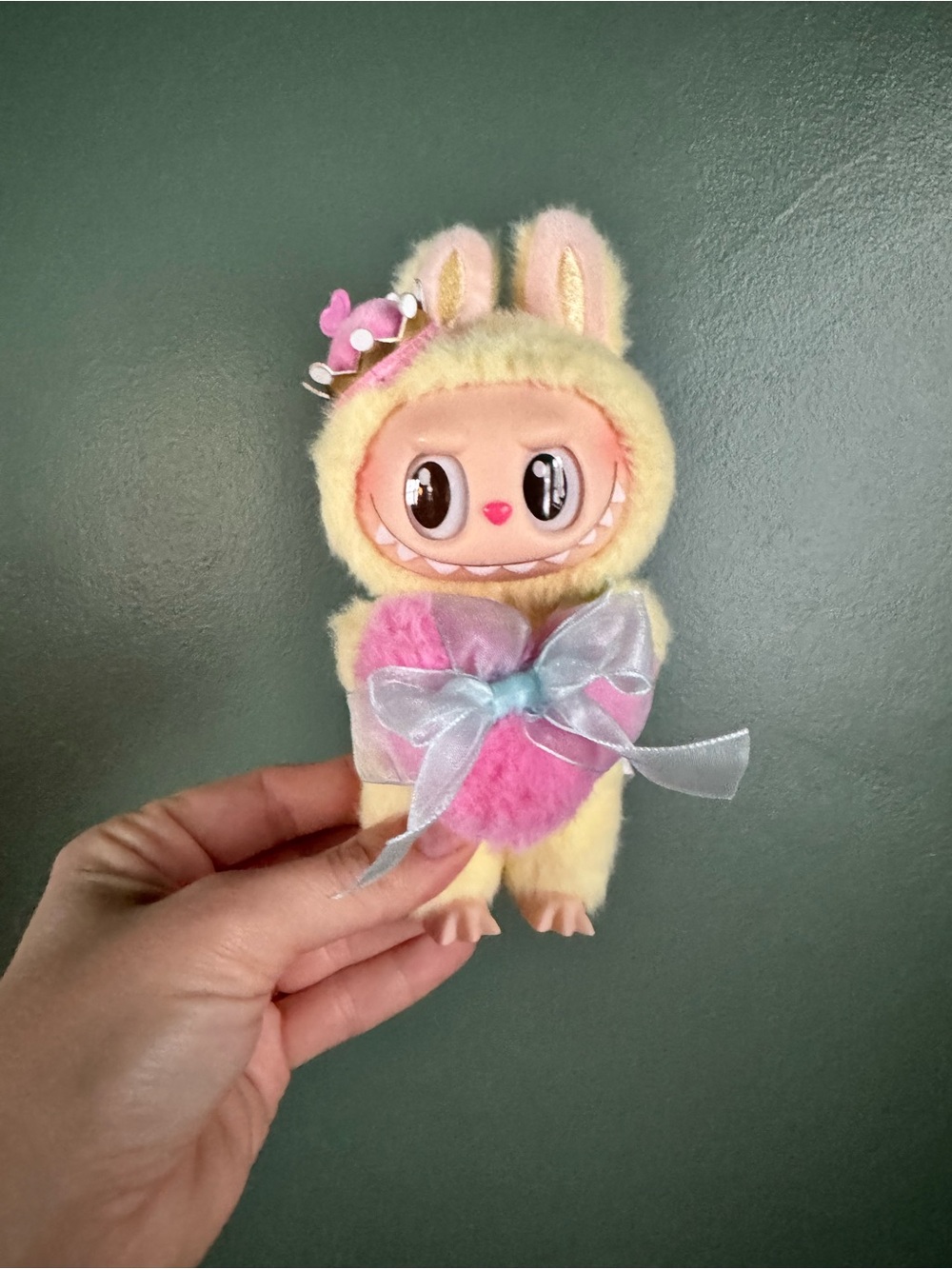 POP MART Labubu “Let’s Checkmate” Yellow Heart Plush